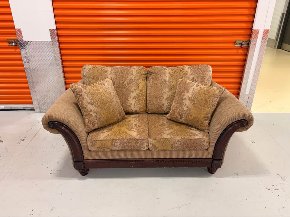 Brown Patterned Loveseat