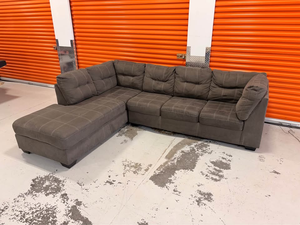 Big Left Facing Checkered Grey Sectional