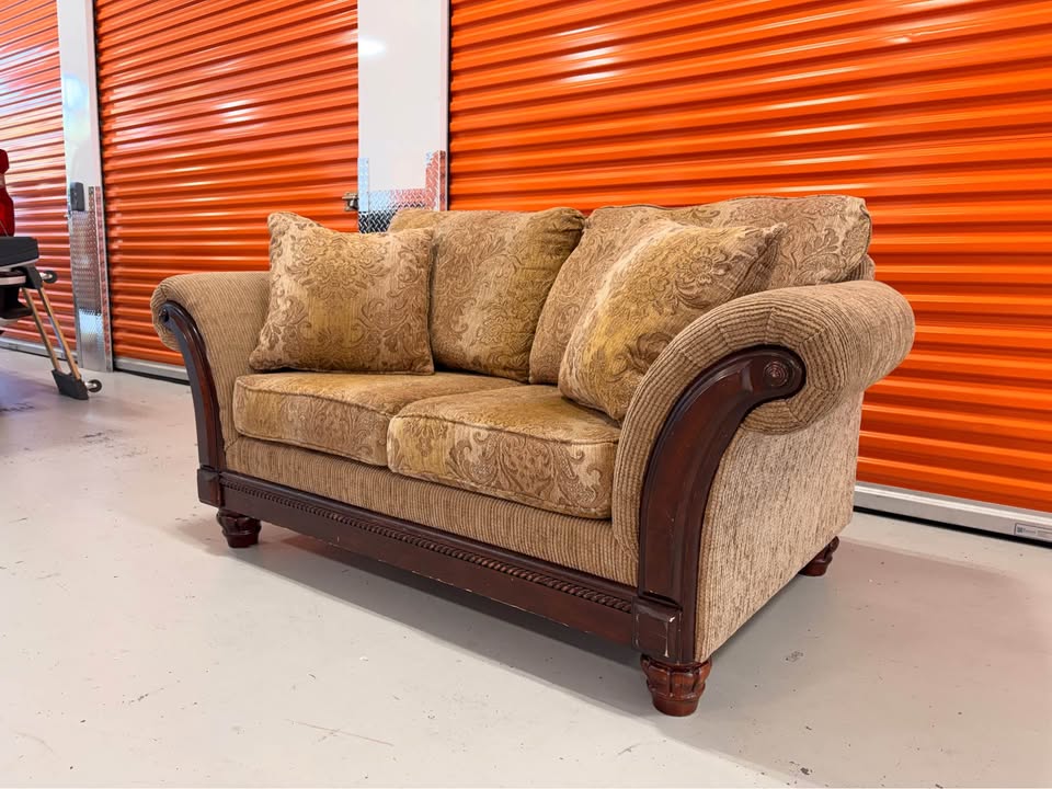 Brown Patterned Loveseat