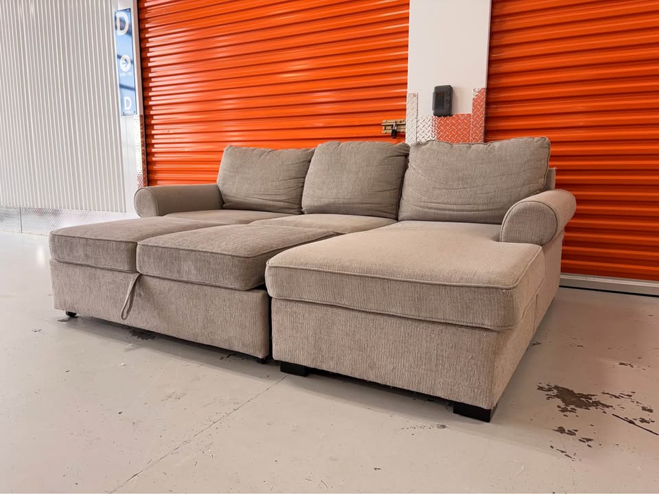 Comfy Pullout Sectional with Storage Chaise
