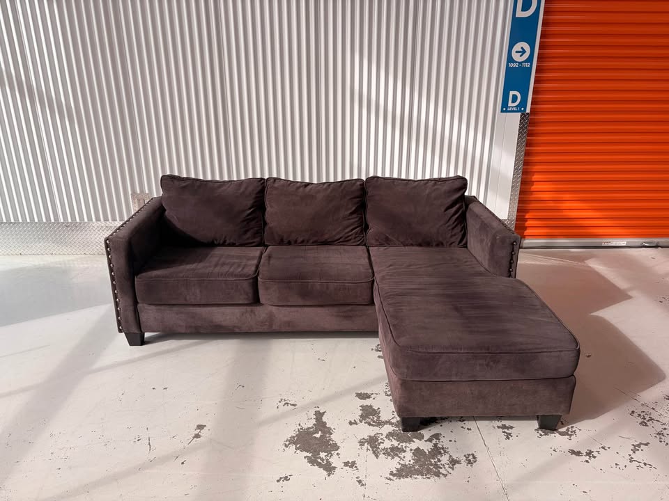 Big Reversible Brown Sectional