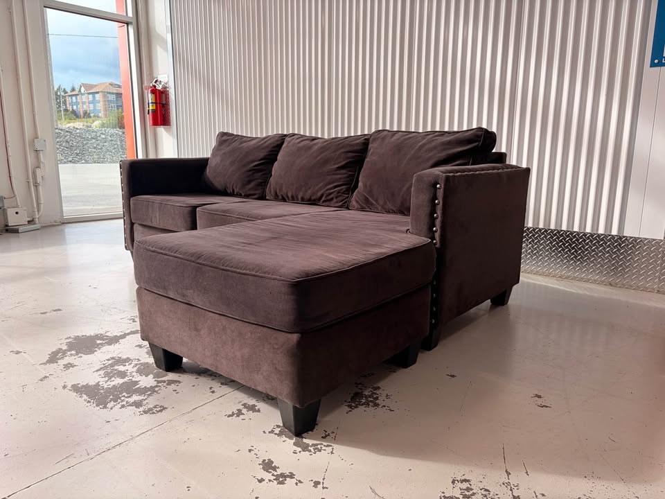Big Reversible Brown Sectional