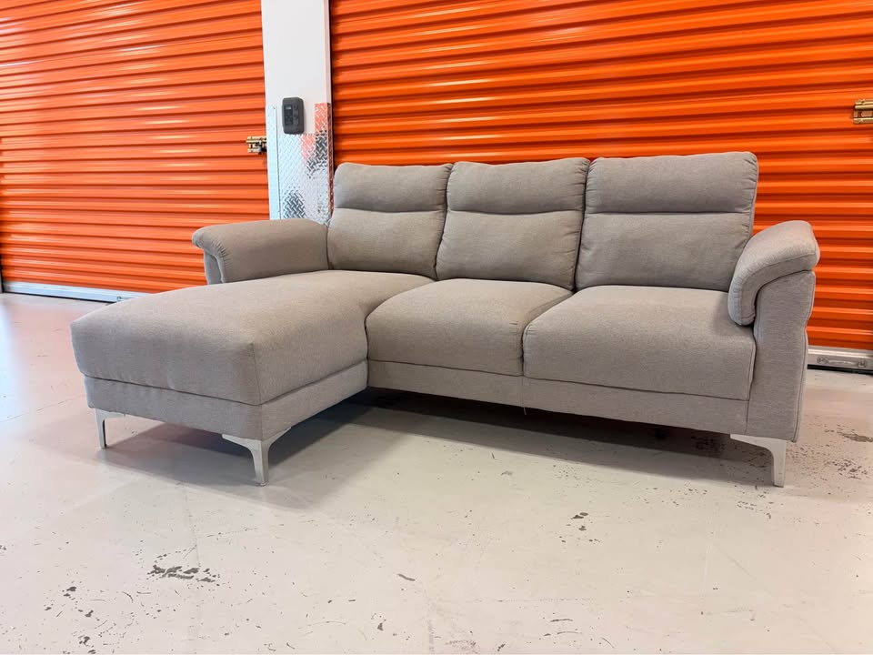 Comfy Small Left Facing Sectional